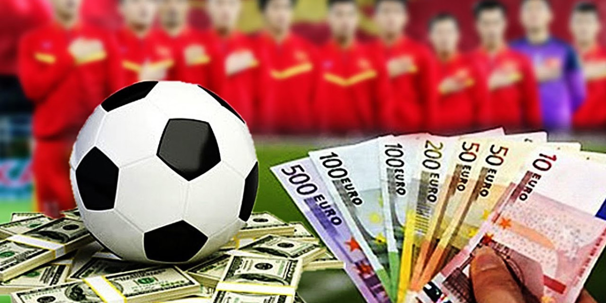 Learn Football Betting: A Beginner's Guide to the Most Popular Odds!